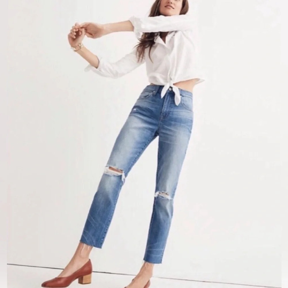 Madewell The Slim Boyjean Distressed Jeans